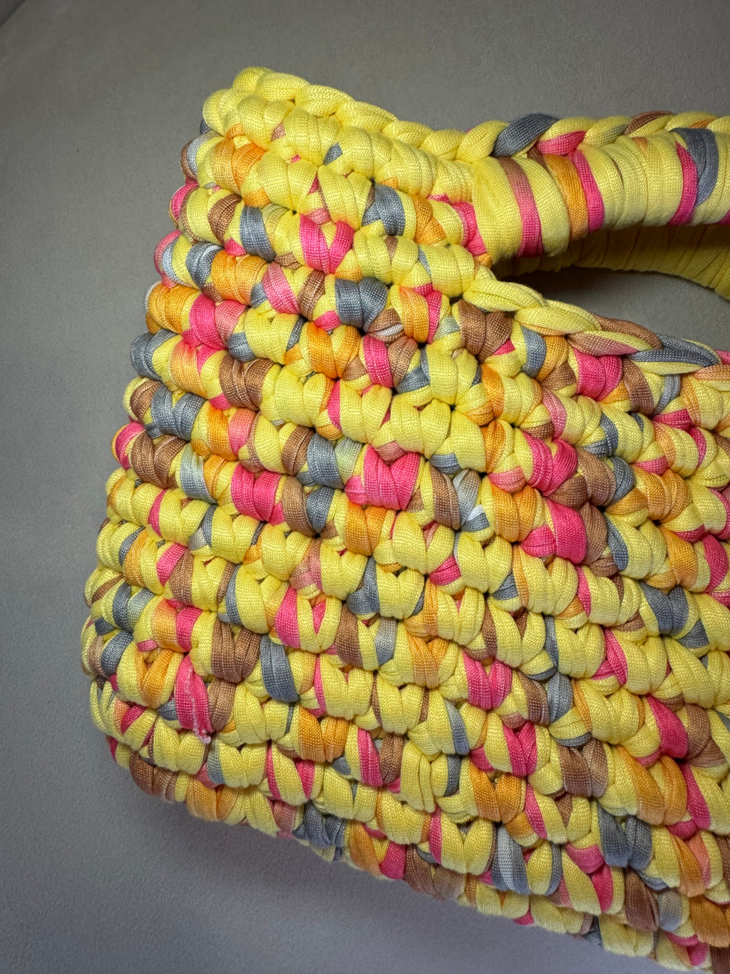 Luna Mini - Banana Sprinkle